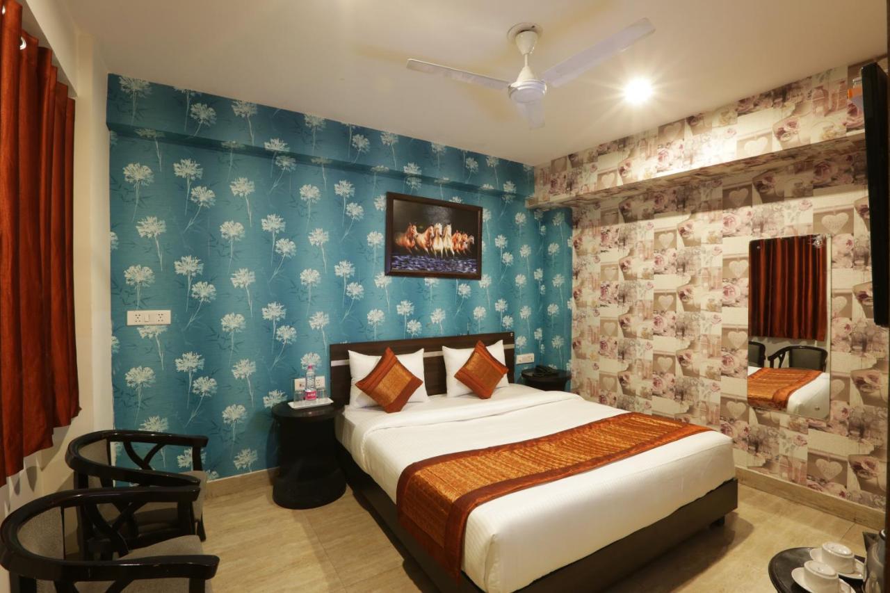 Hotel Sky Wood At Airport New Delhi Ngoại thất bức ảnh